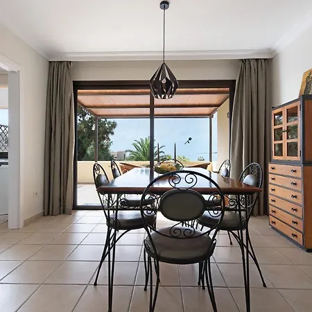 Trevina 31-2 Willa *